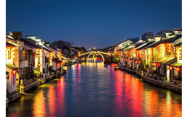文旅夜游燈光應該怎么做才能帶來更多的游客？